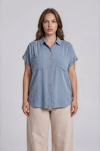 Load image into Gallery viewer, Plus Collared Ruched Shoulder Short Sleeve Shirt
