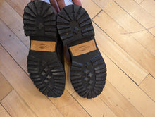 Load image into Gallery viewer, Merrell Black Chelsea Boots Womens 6.5