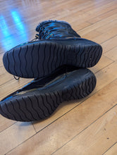Load image into Gallery viewer, Totes Black Boots Womens 8