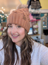 Load image into Gallery viewer, Pom C.C. Beanie