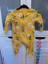Load image into Gallery viewer, Old Navy 0-3M Yellow Sleeper