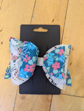 Load image into Gallery viewer, Fabric Hair Bows