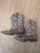 Load image into Gallery viewer, Ariat Digital Camo Boots 3