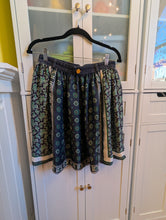 Load image into Gallery viewer, Michael Kors Scarf Skirt 2