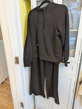 Load image into Gallery viewer, Scoop Black Lounge Set 8-10 BNWT