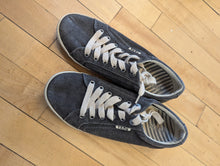 Load image into Gallery viewer, Taos Star Sneakers 7.5