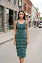 Load image into Gallery viewer, BCBG Vingage Green Midi Dress L