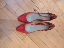 Load image into Gallery viewer, Steffies BNWOT Landmark Lava Wedge 9.5