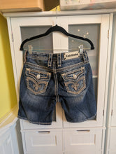Load image into Gallery viewer, Rock Revival Short Easy 25