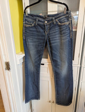 Load image into Gallery viewer, Silver Suki Low Straight Jeans 33/32
