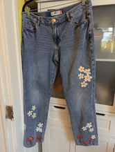 Load image into Gallery viewer, Mushroom Hand Painted Upcycled Jeans 12