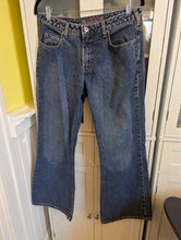 Load image into Gallery viewer, Silver Jeans 30/31