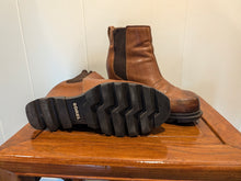 Load image into Gallery viewer, Sorel Brown Leather Lug Sole Chelsea Boots 7