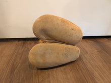 Load image into Gallery viewer, Baby Fringe Lined Boots