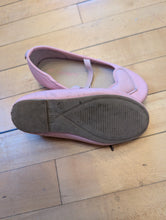 Load image into Gallery viewer, Carters Pink Ballet Flats 10M