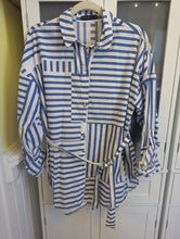 Load image into Gallery viewer, Mohito Blue Stripe Shirt L