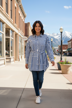 Load image into Gallery viewer, Mohito Blue Stripe Shirt L