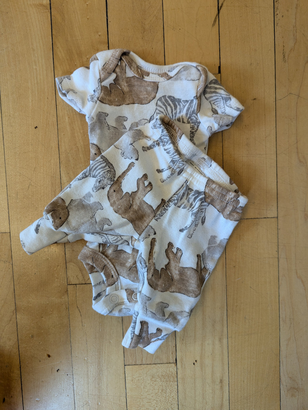 Carters Preemie Safari Bodysuit and Leggings