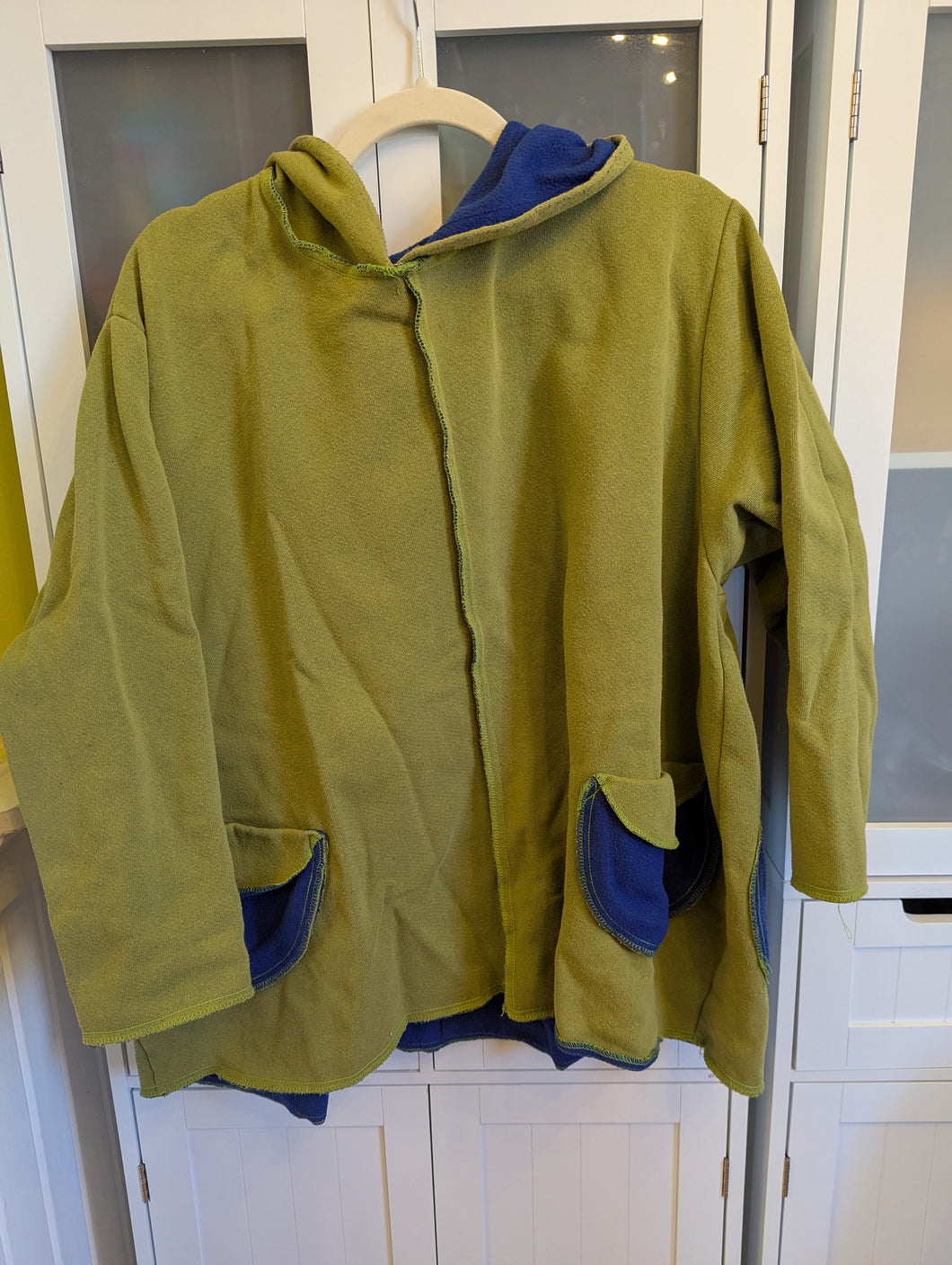 Green Funky Sweater L