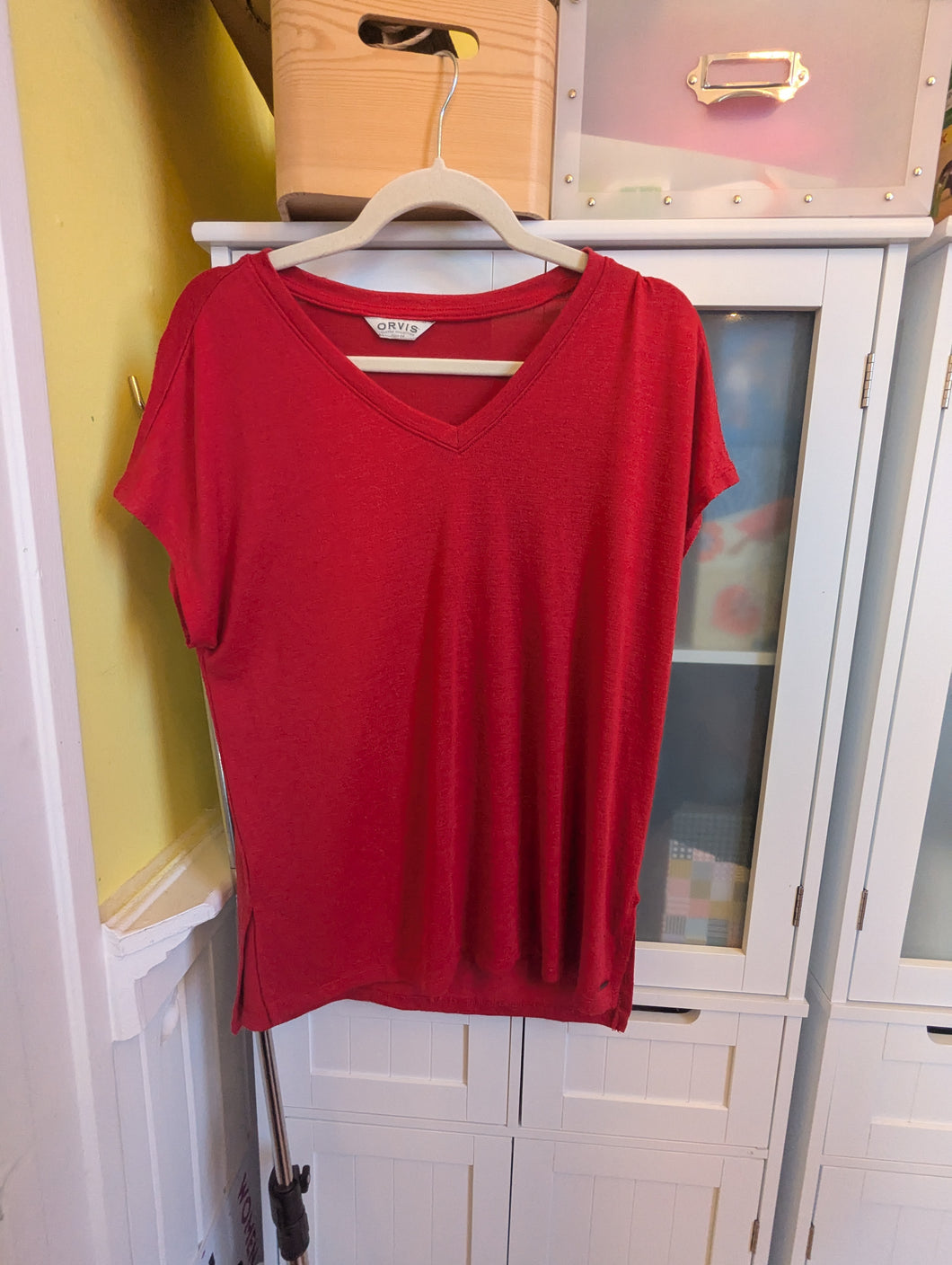 Orvis Red V Neck M