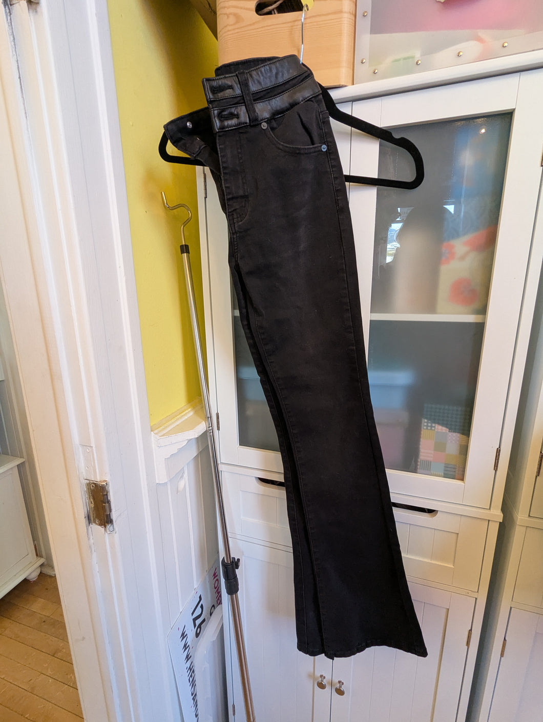 KanCan Black Jeans 3/25
