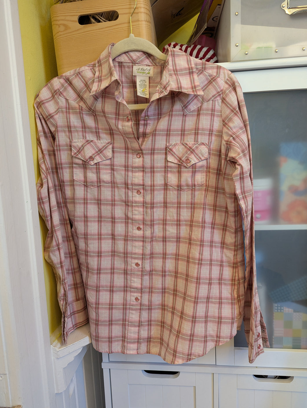 Wrangler Pink Pearl Snap M