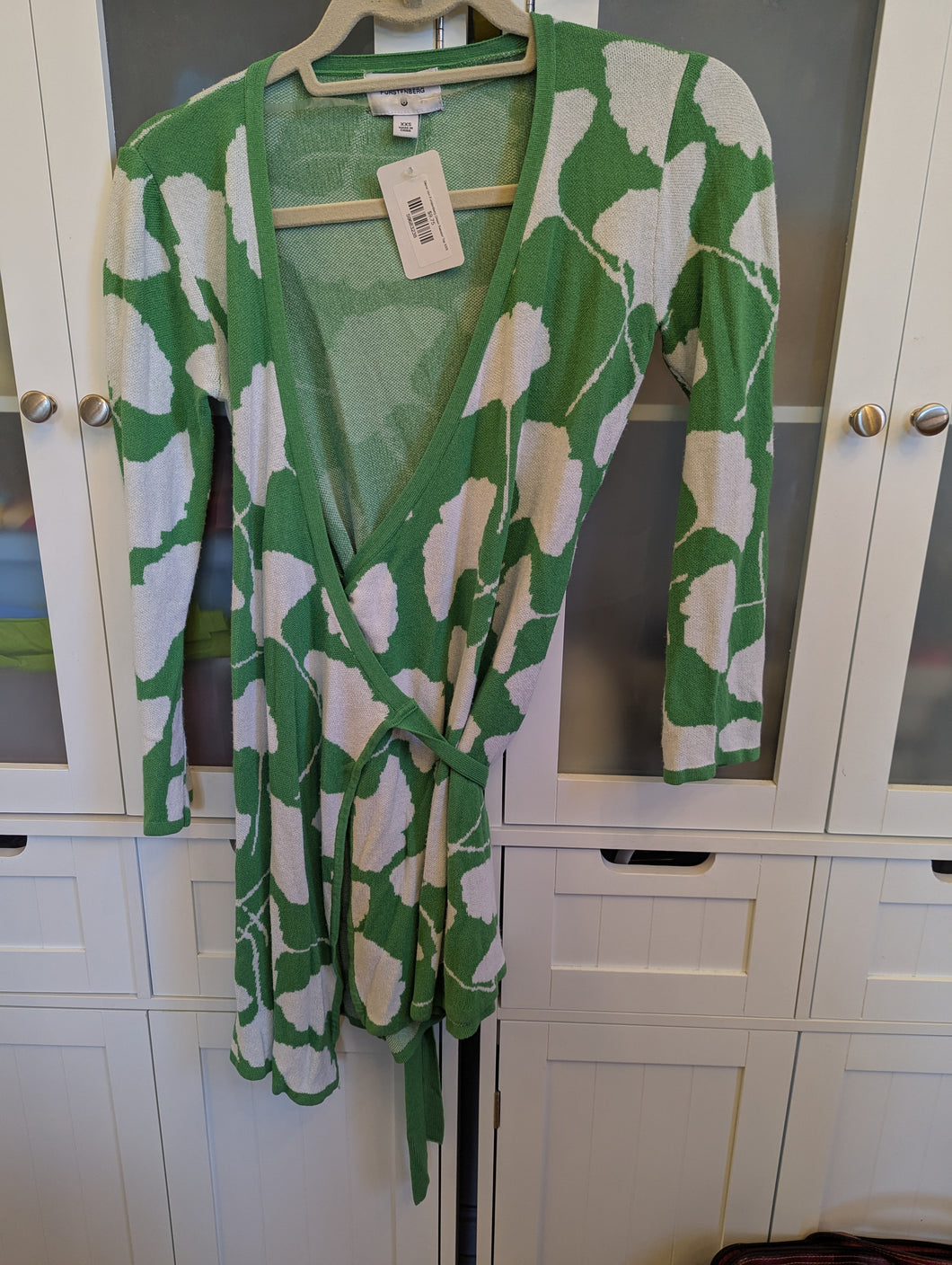 Diane Von Furstenberg Green Sweater Top XXS
