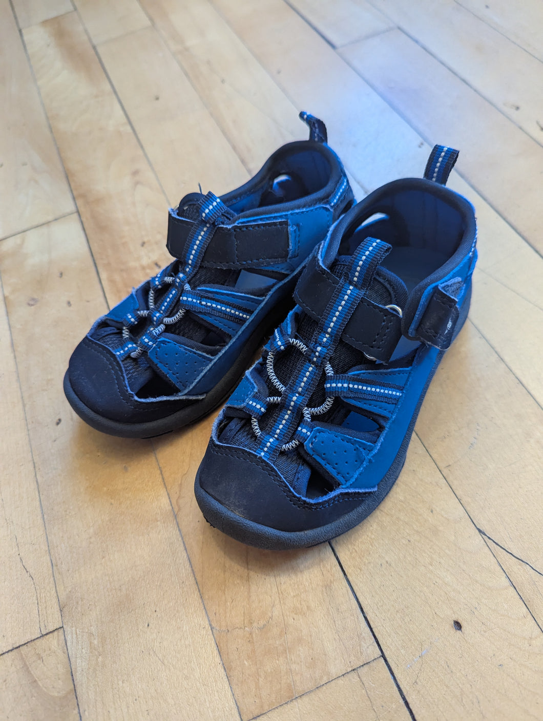 OshGosh Blue Shoes Kids 9