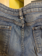 Load image into Gallery viewer, KUT Jeans 6
