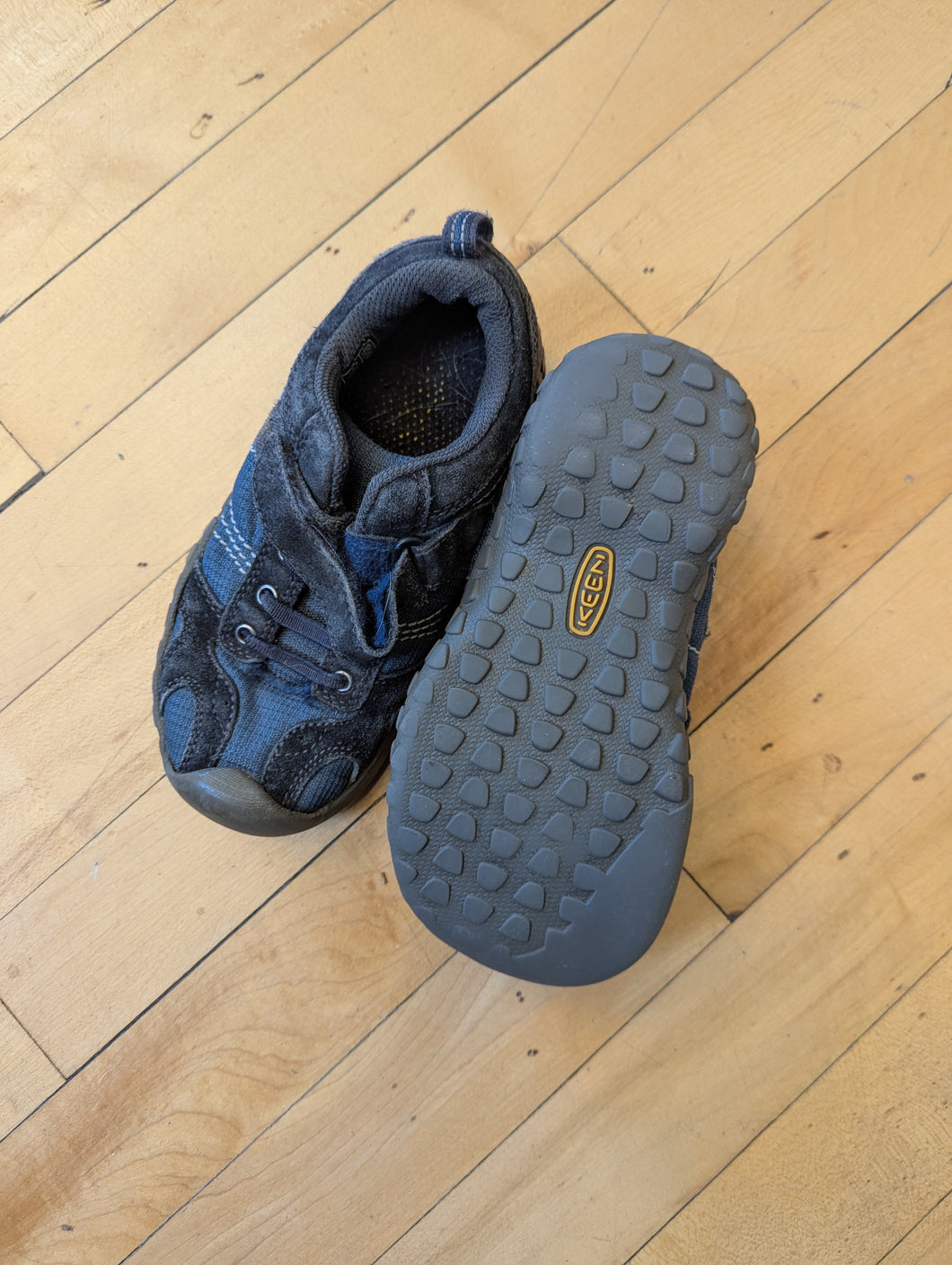 Keen Tennis Shoes 13