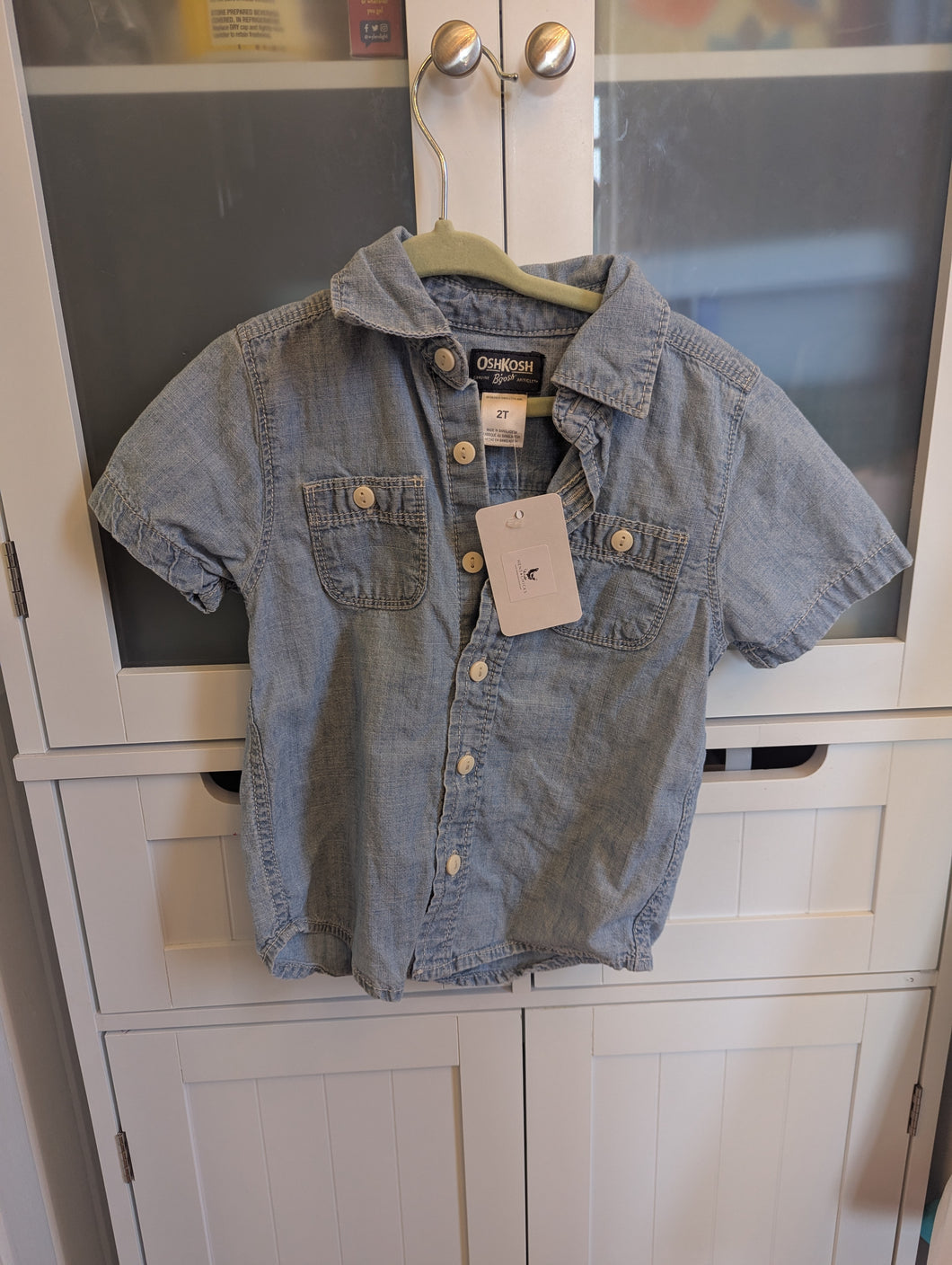 OshKosh Chambray 2T Button Up