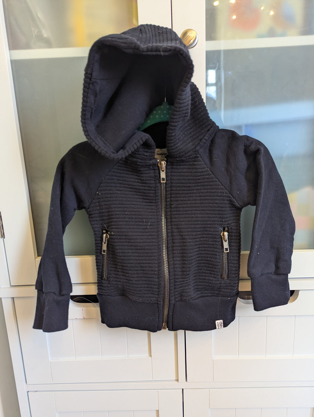 Sovereign Code 18M Navy Sweater
