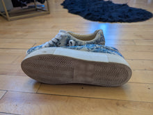 Load image into Gallery viewer, Betsy Johnson Jeweled Blue Tennis Shoes 8
