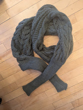 Load image into Gallery viewer, Arm Shrug/Scarf
