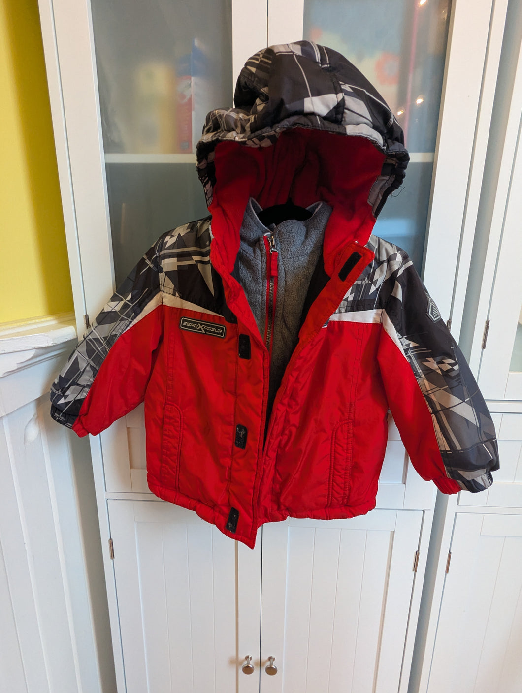 ZeroXposur Grey/Red Coat 2