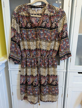 Load image into Gallery viewer, Collective Concepts Dress M

