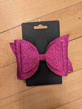 Load image into Gallery viewer, Vegan Leather Hair Bows
