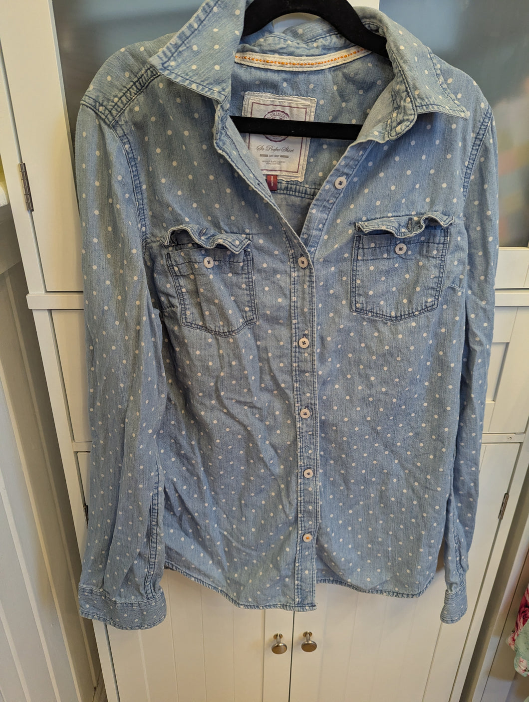 SO Chambray Polka Dot Shirt M