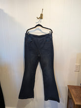 Load image into Gallery viewer, Sofia, Melisa Flare Style Blue Jeans - 16
