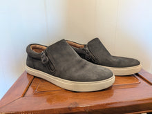 Load image into Gallery viewer, Kenneth Cole "Lowe" Leather Sneakers 8M
