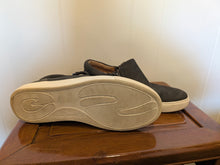 Load image into Gallery viewer, Kenneth Cole "Lowe" Leather Sneakers 8M
