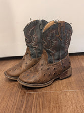 Load image into Gallery viewer, Roper Grey &amp; Brown Cowboy Boots 7
