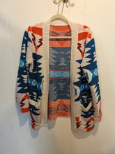 Load image into Gallery viewer, Unknown Southwest Pattern Cardigan M
