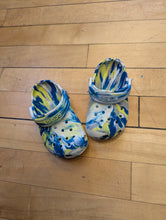 Load image into Gallery viewer, Crocs Blue/Green Tie Dye 8
