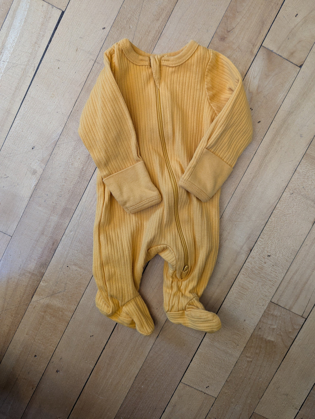 Wondernation Yellow Sleeper Preemie